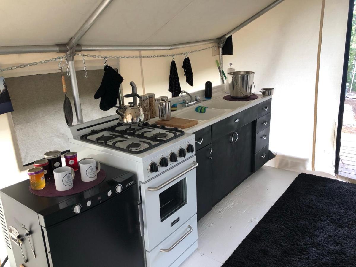 Vines And Puppies Glamping Hideaway Luxury tent
